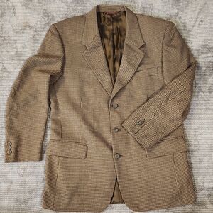 Jos A Bank 100% Wool, 3 button Blazer brown Houndstooth 42R Corporate Collection